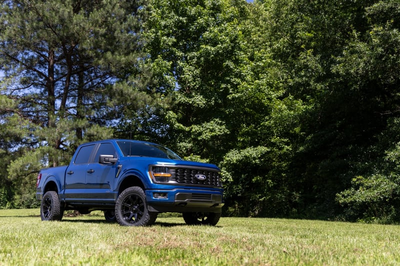 Rough Country 3.25 in. Lift Kit — F-150 thumbnail 4
